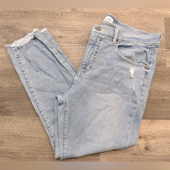 LOFT Light Blue Distressed Women Skinny Crop Jeans - Picture 1 of 8